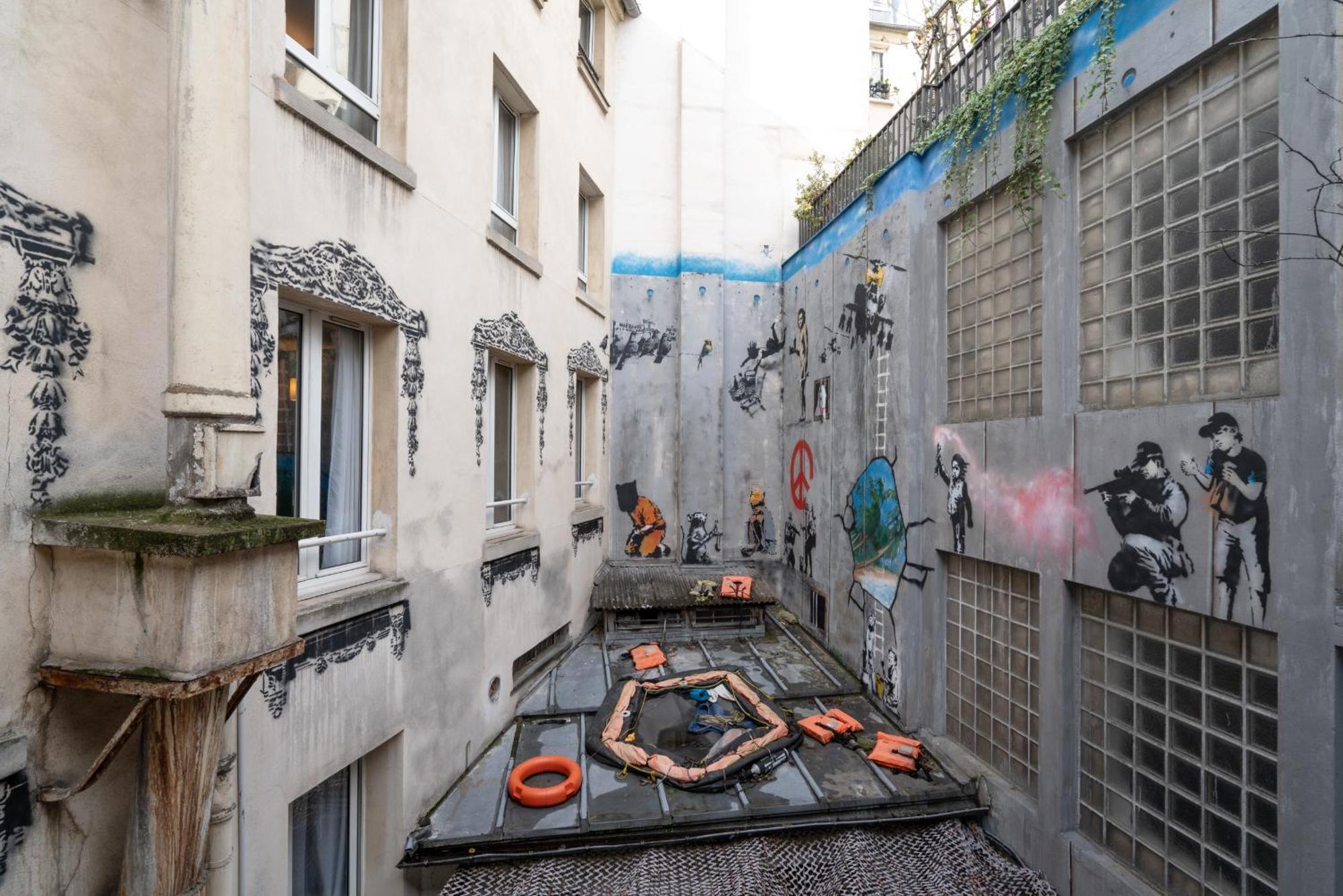 Walled Off Hotel París Exterior foto